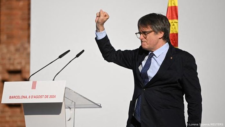 Polícia atrás de ex-líder separatista catalão após regresso relâmpago do exílio