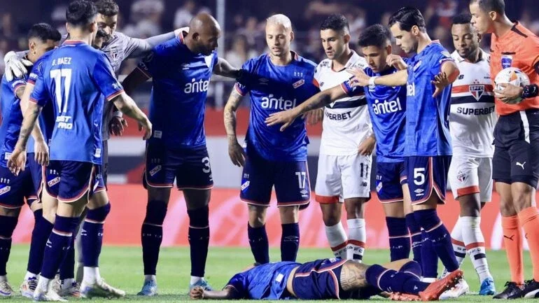 Estado de saúde de Izquierdo é crítico, diz boletim médico