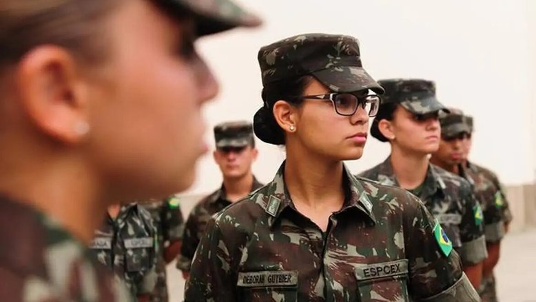 Saiba como vai funcionar o alistamento militar feminino