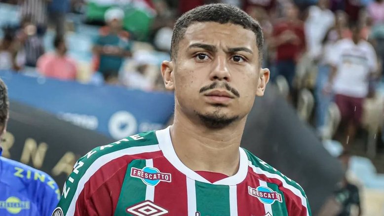 Fluminense anuncia venda do volante André ao Wolverhampton da Inglaterra