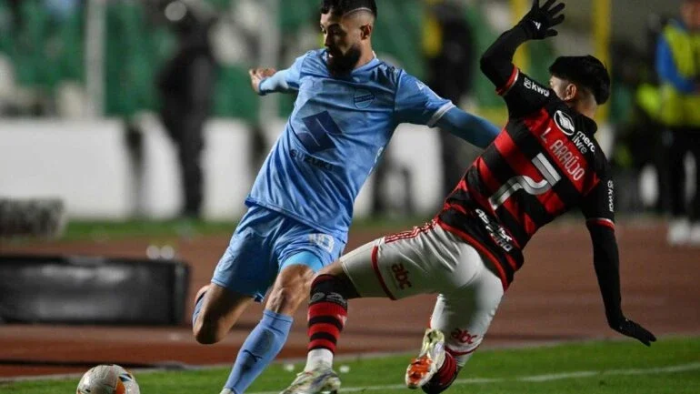 Flamengo perde para o Bolívar por 1 a 0, avança às quartas da Libertadores e encara o Penãrol