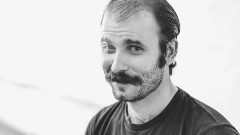 Julian Ortega, ator de 41 anos, foi encontrado morto