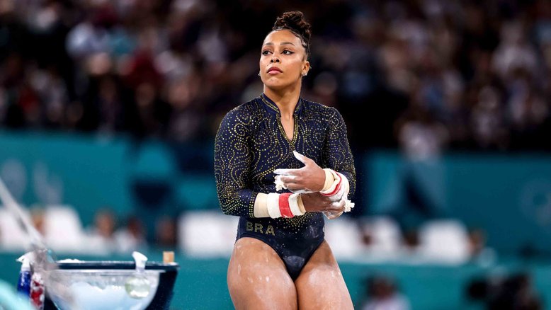 Lorrane Oliveira faz parte do time do Brasil, que conquistou a medalha de bronze em Paris 2024