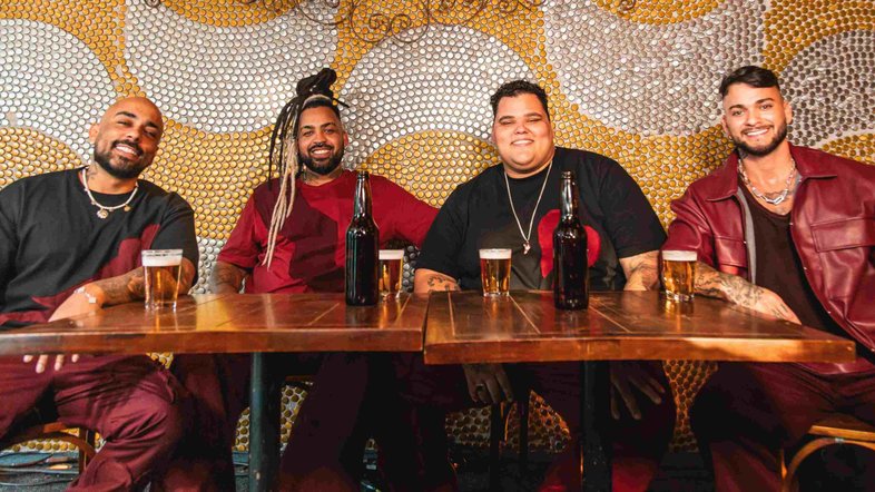 Menos é Mais lança novo single