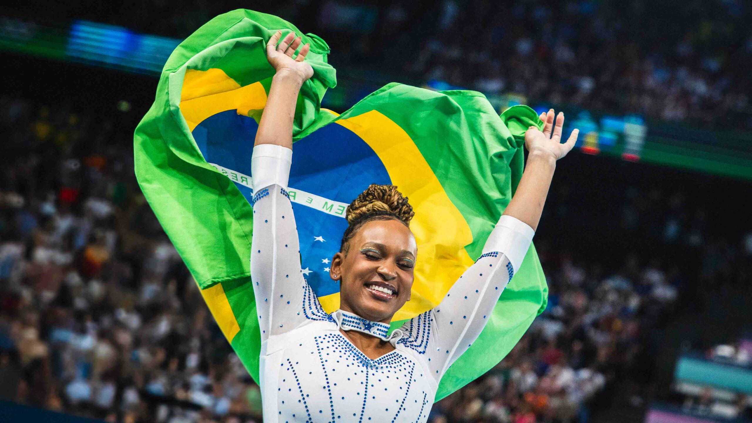 Rebeca Andrade em ação nos Jogos Olímpicos de Paris 2024