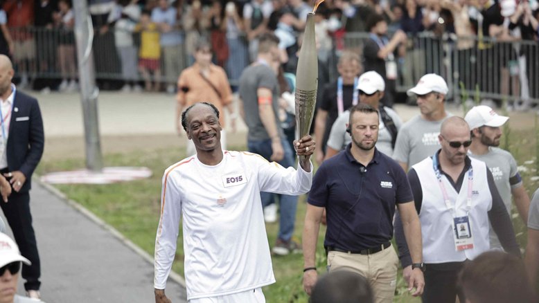 Snoop Dogg na abertura dos Jogos Olímpicos de Paris 2024