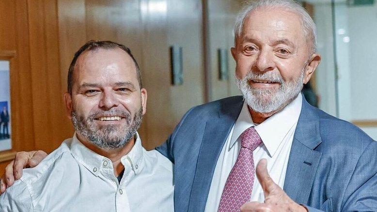 Élcio Vieira, o "Maradona", e o presidente Luiz Inácio Lula da Silva (PT) | Divulgação/Élcio Vieira