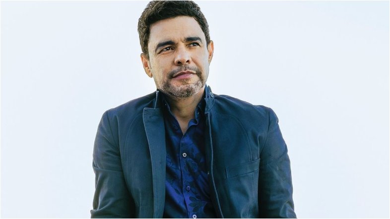 Zezé Di Camargo completa 62 anos; relembre momentos marcantes da vida do cantor