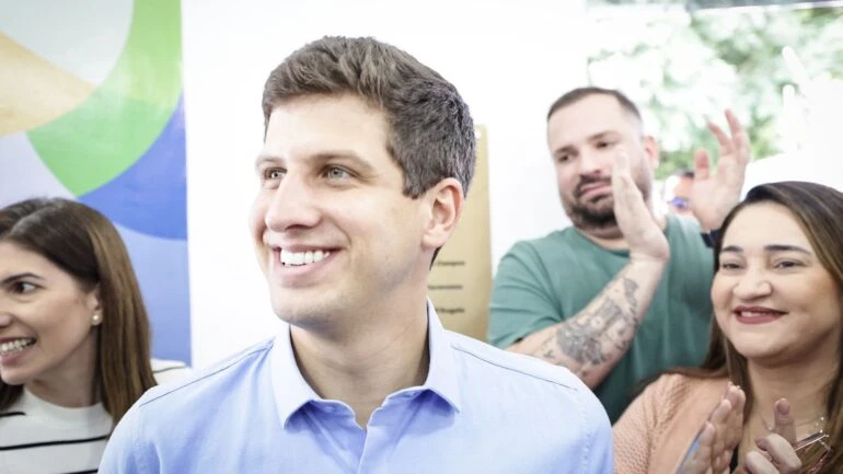 João Campos (PSB), prefeito do Recife, em agenda de campanha | Rodolfo Loepert/PCR