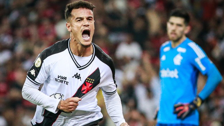 Philippe Coutinho rescinde com Aston Villa e segue no Vasco por mais um ano
