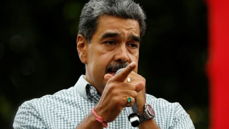 Maduro pede a espírito de Maradona que assombre Milei