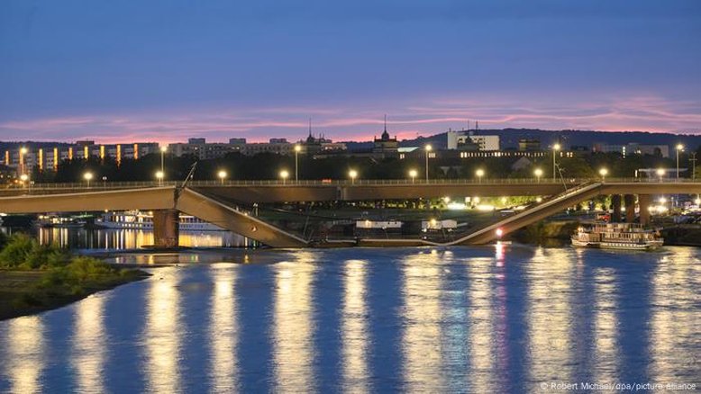Ponte desaba em Dresden