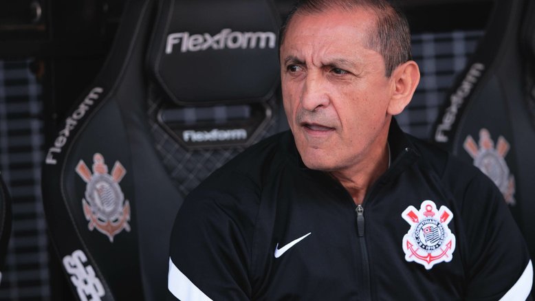 Ramón Díaz evita cravar estreia de Memphis: 'Primeiro, vamos mostrar a ele o que é Corinthians'