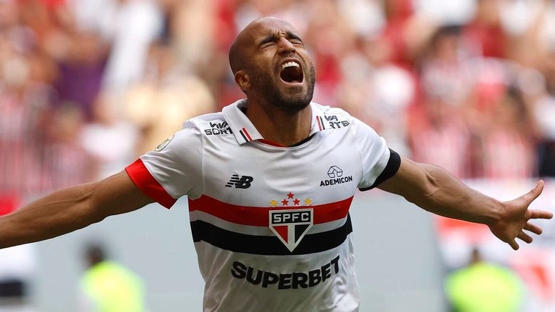 Lucas revela conversa com Neymar sobre grama sintética: "Não é frescura"