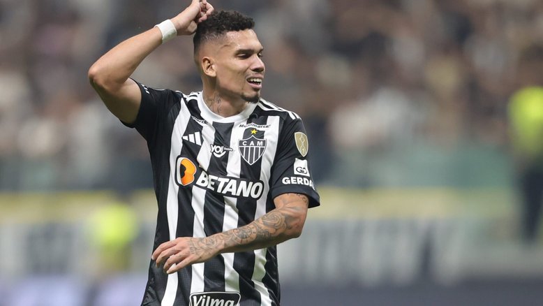 Palmeiras quer Paulinho, do Atlético-MG, e pode propor troca de jogadores
