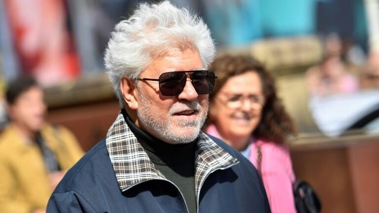Após filmar em inglês, Pedro Almodóvar volta ao espanhol com 'Amarga Navidad'