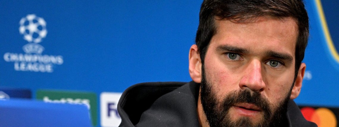 Alisson desfalca pré-temporada do Liverpool na Ásia por ‘problemas pessoais’
