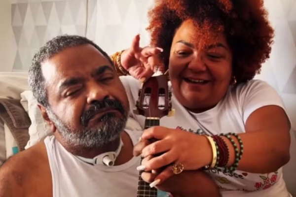 Esposa de Arlindo Cruz se revolta com boato de que levou namorado para morar com o marido