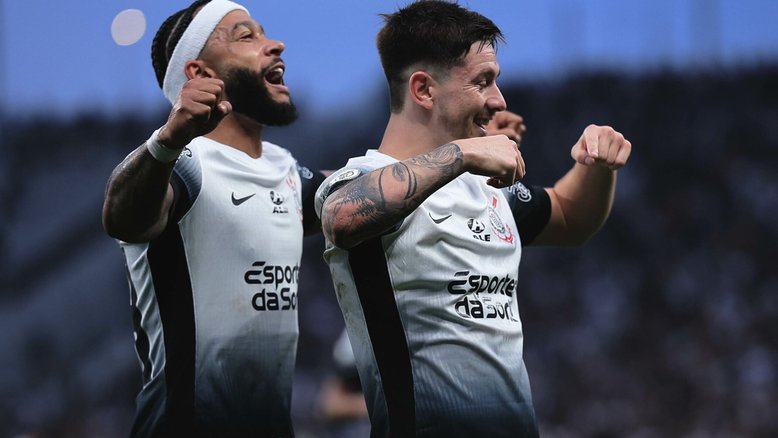 Garro pediu conselho de ídolos do elenco do Corinthians antes de assumir camisa 10: 'Respeito'