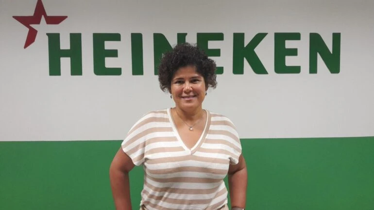 Grupo Heineken anuncia Fernanda Rocha como diretora da cervejaria de Igarassu, Pernambuco