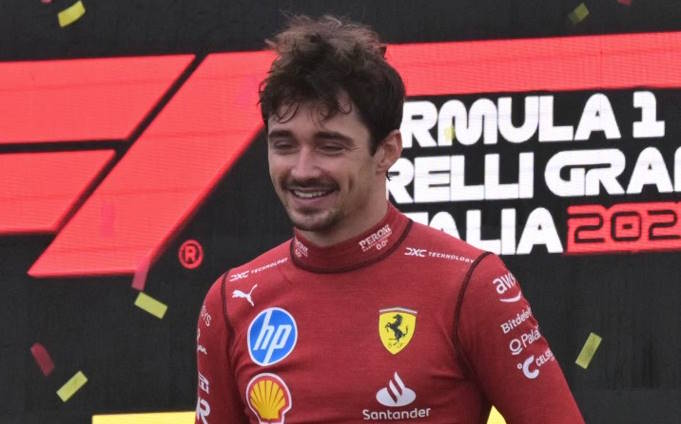 Charles Leclerc faz a pole do GP do Azerbaijão de F1