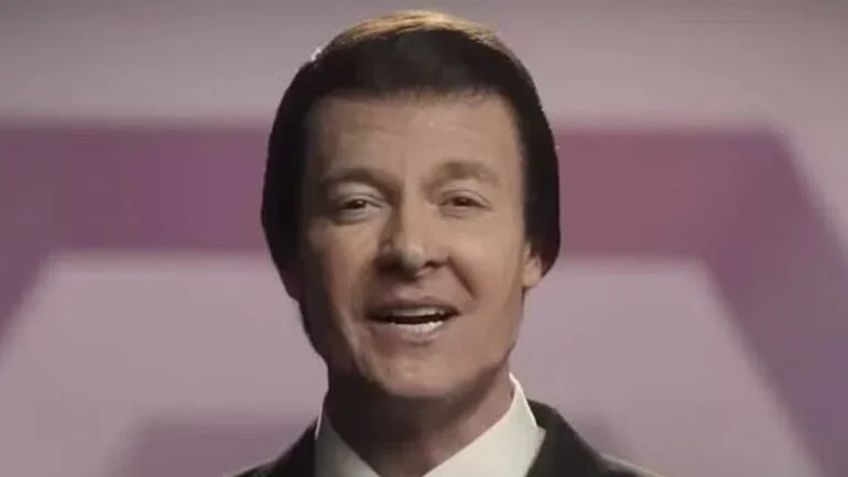 Rodrigo Faro como Silvio Santos