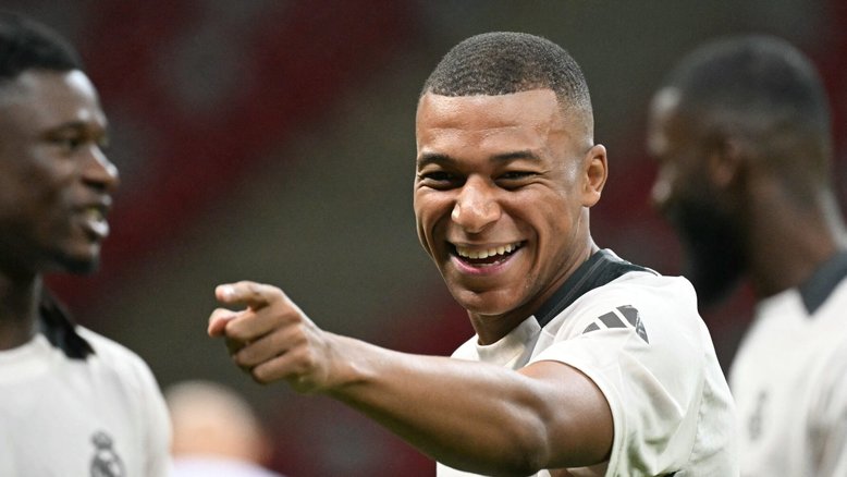 Mbappé treina forte e pode reforçar Real contra o Dortmund nas quartas do Mundial
