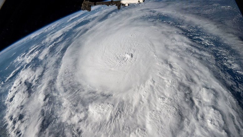 Foto mostra furacão Milton visto da Estação Espacial Internacional