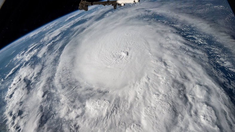 Foto mostra furacão Milton visto da Estação Espacial Internacional