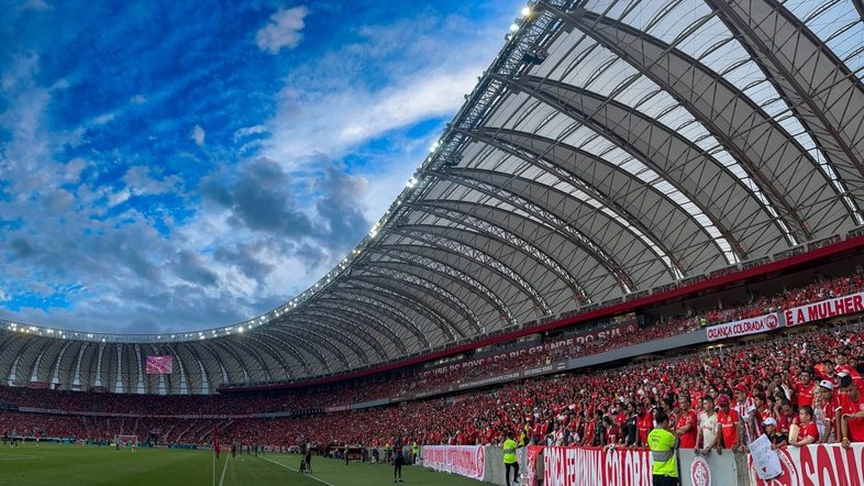 Flamengo confirma lesão em Emerson Royal e monitora retornos para enfrentar o Inter