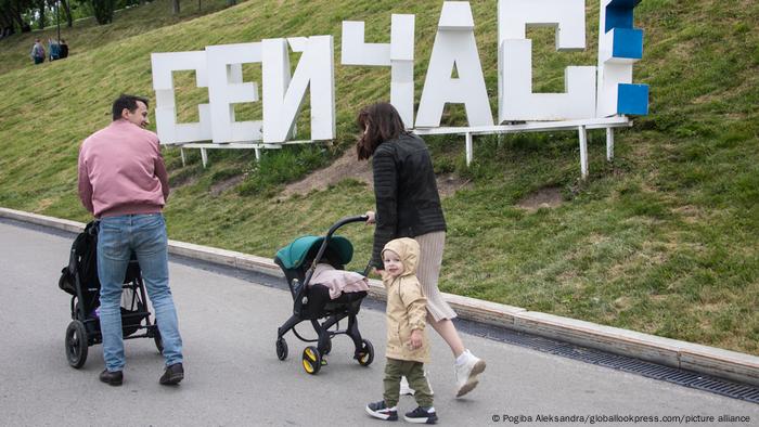 Rússia quer banir 'ideologia' de não ter filhos; entenda