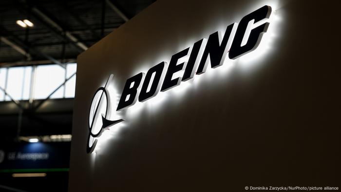 Boeing anuncia corte de 10% de sua força de trabalho