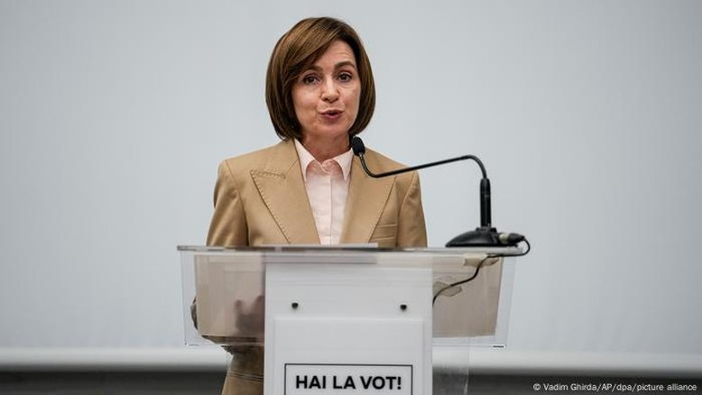 Presidente da Moldávia celebra resultado pró-UE em referendo marcado por acusações de interferência russa