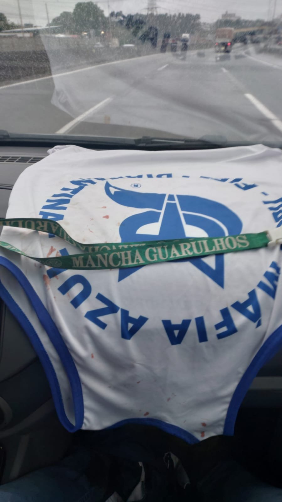 Briga generalizada entre organizadas de Palmeiras e Cruzeiro deixa um morto e 17 feridos em SP, diz polícia
