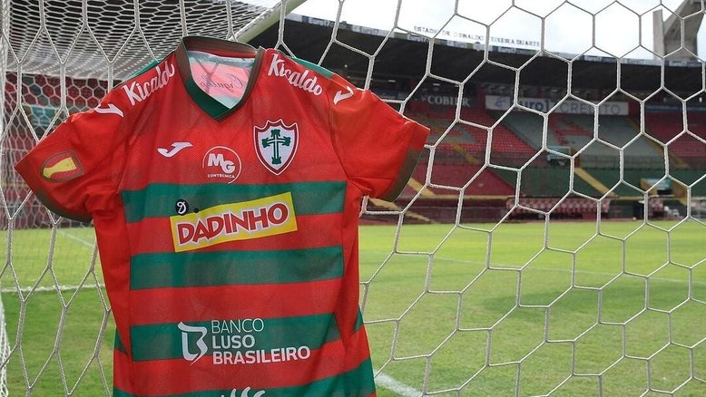 Portuguesa segura o empate diante da Ponte Preta em Campinas com dois a menos