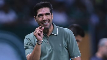 Abel Ferreira deve renovar com o Palmeiras por mais dois anos: 'Tudo indica que sim'