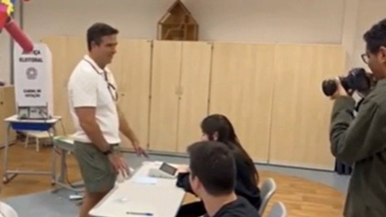 Campos Neto vota em São Paulo