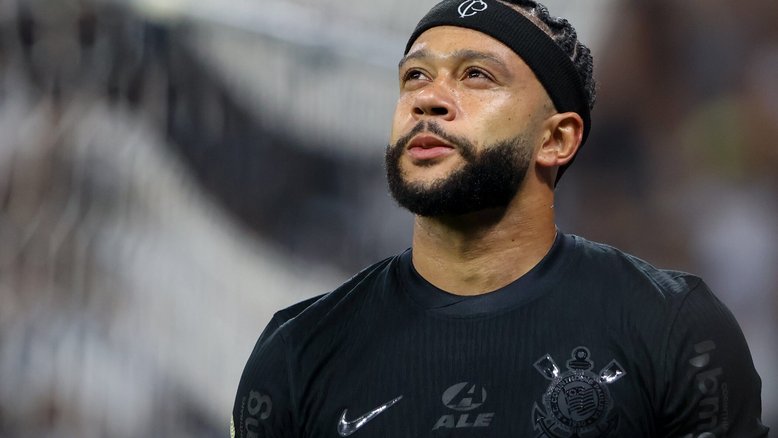 Memphis Depay revela seus hobbies no Brasil e se declara: 'Acho São Paulo incrível'