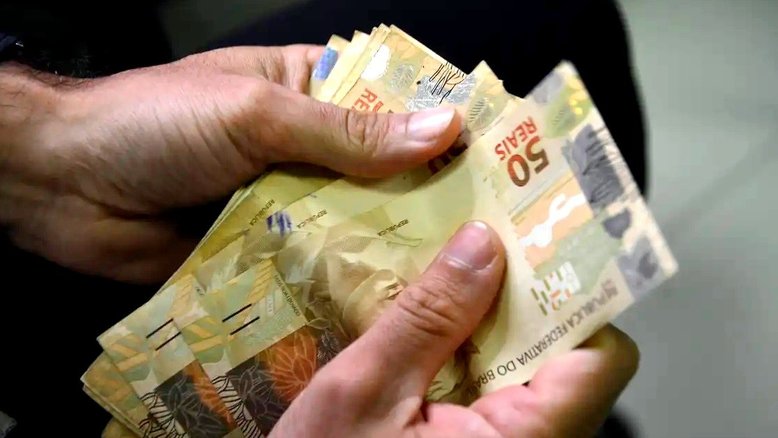 Brasileiros já pagaram R$ 3 trilhões de impostos em 2024
