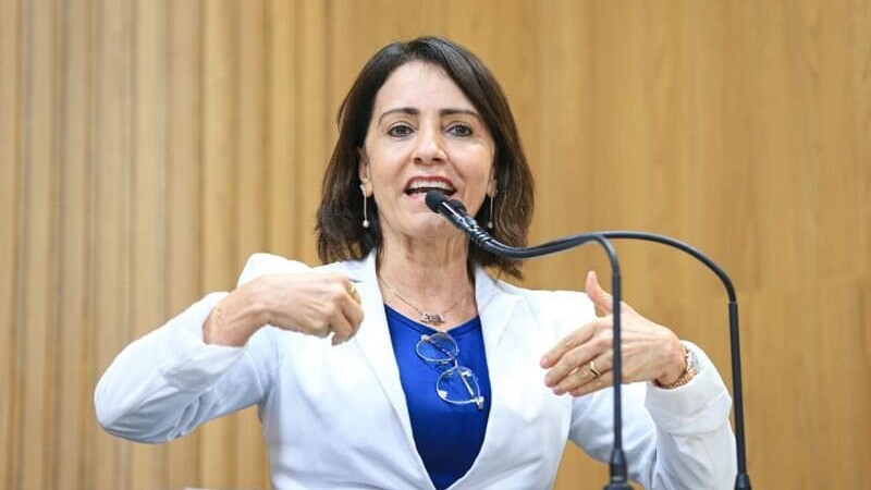 Emilia Corrêa | (crédito: César de Oliveira/Câmara Municipal de Aracaju)