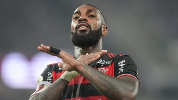 Em meio a polêmica com Gérson, Flamengo estreia no Mundial de Clubes