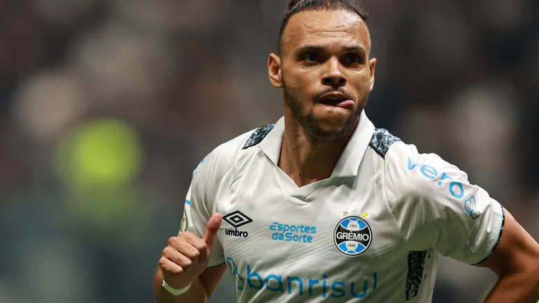 Destaque do Grêmio, Braithwaite atrai interesse do Sevilla, diz jornal 