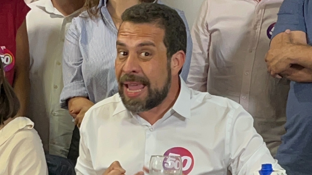 Sem Marta em primeira agenda após 1º turno, Boulos minimiza rejeição e ataca Nunes: 'Pau mandado do Centrão'