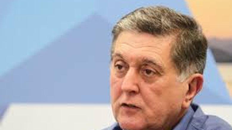 Topazio Neto confirma favoritismo e é reeleito prefeito de Florianópolis