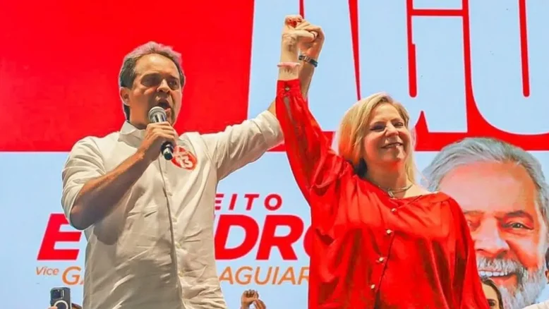 Evandro Leitão (PT), à esquerda, busca reproduzir feito da colega de partido Luizianne Lins, que conquistou prefeitura de Fortaleza após virada | Reprodução/X