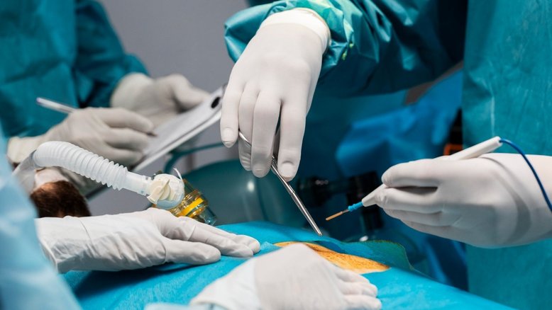 Polícia prende sócio de laboratório no caso de órgãos infectados por HIV