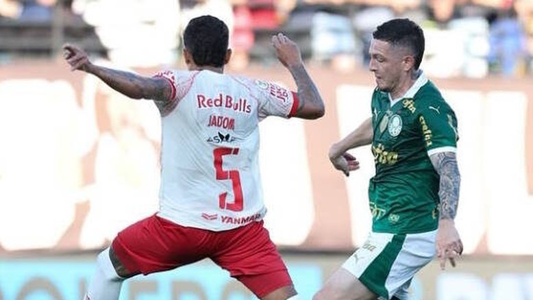 Palmeiras mostra limitações, empata com Bragantino e deixa Botafogo abrir frente no Brasileirão