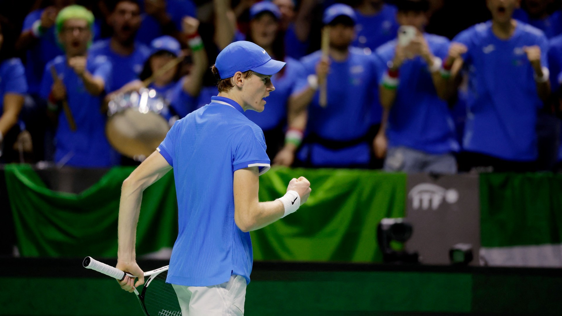 Sinner vence De Minaur e Itália vai à final da Copa Davis