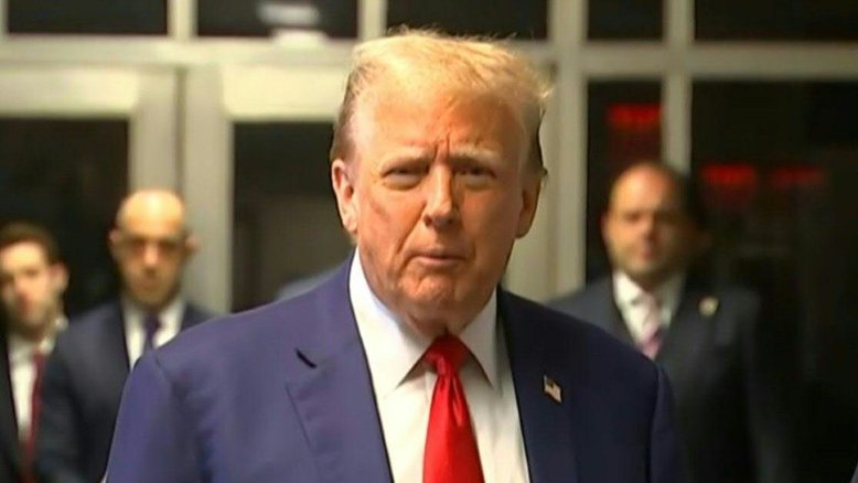 Defesa de Trump pede anulação de multa de US$ 454 milhões por fraude