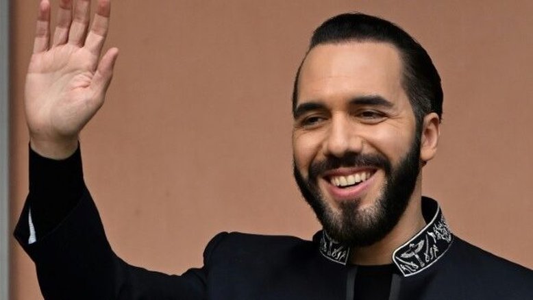 El Salvador aprova reeleição presidencial indefinida